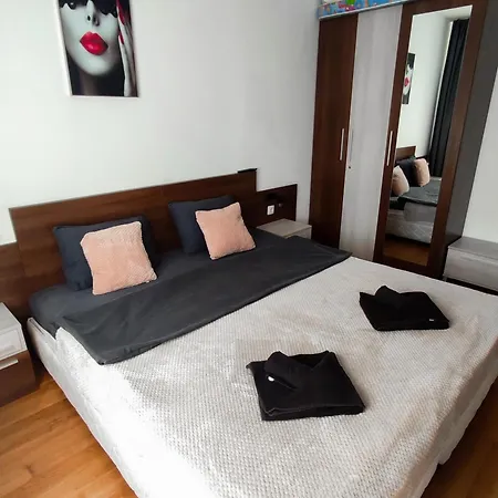 Belvedere Club F403 Μπάνσκο