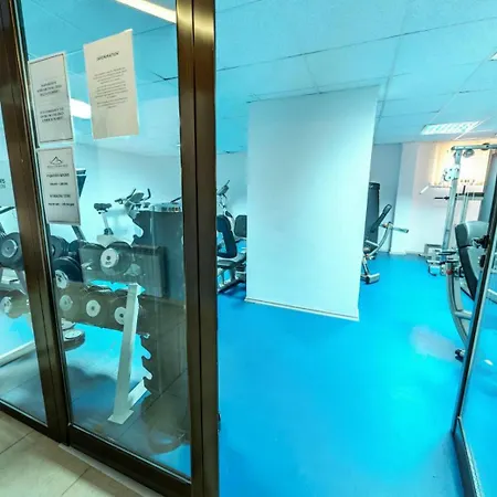 Belvedere F403 Mountain View & Direct Access *
